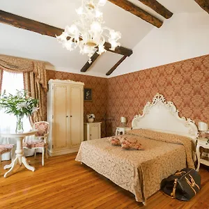 Pensión Palazzo Guardi