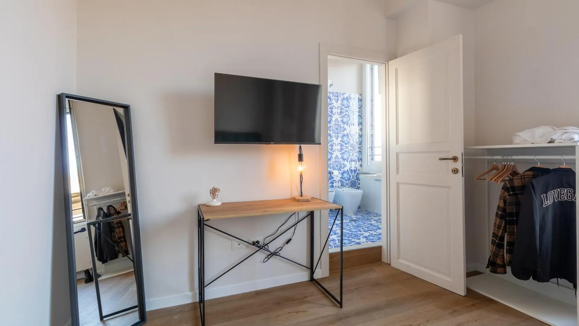 Joe Litty Rooms Rome Hotel