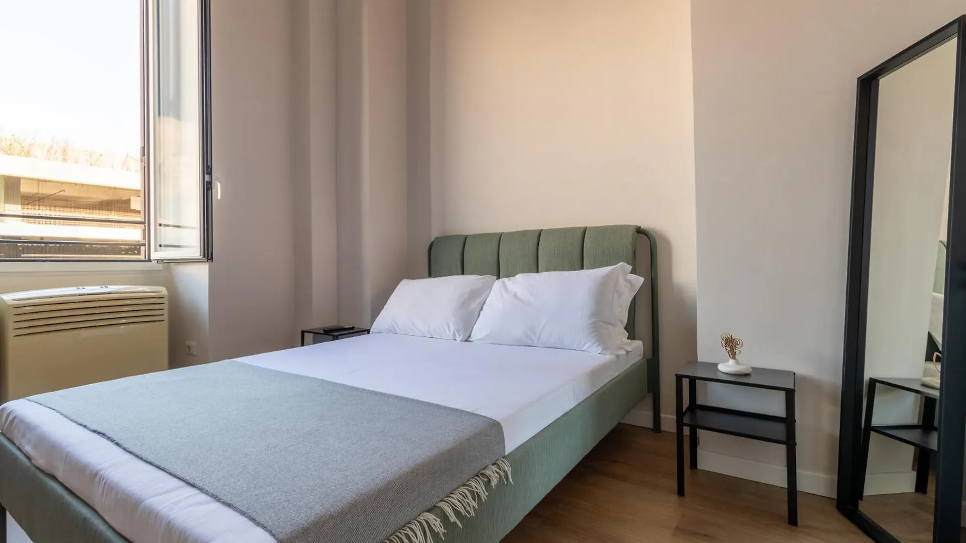 Joe Litty Rooms Rome